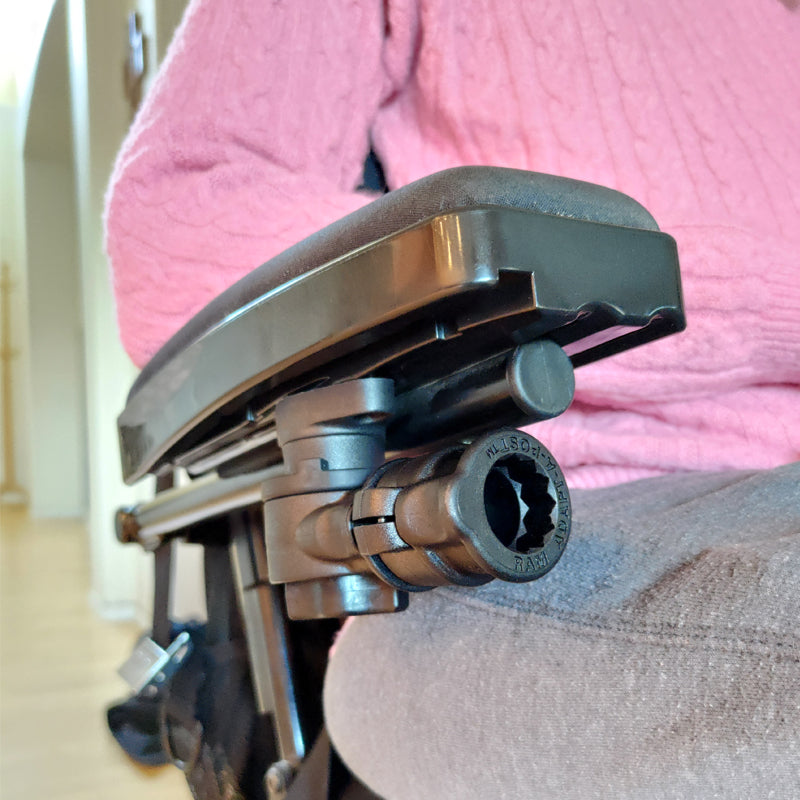 RAM Universal Wheelchair Base with Quick Release &amp; Swivel Feature RAP-AAPR-WCT (sku 59317)
