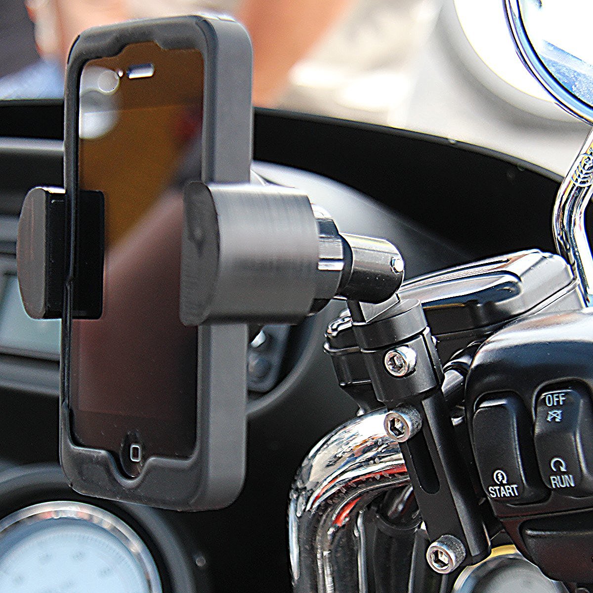 Active &amp; Connected Techgripper Bike Motorcycle Control Mount fits Samsung Galaxy S8 (sku 36835)