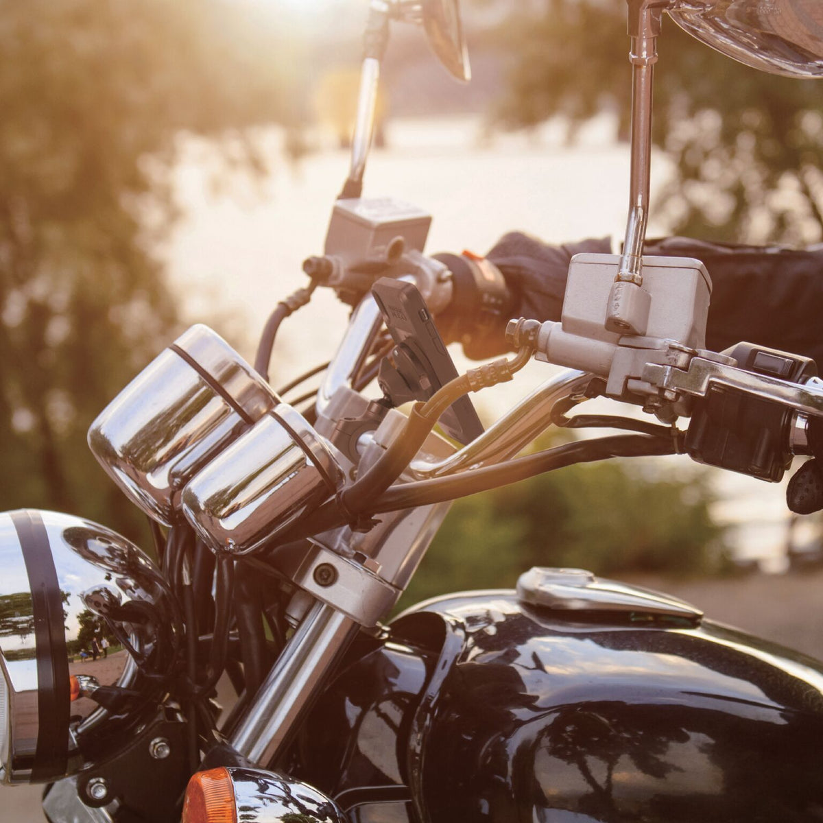 Fitclic Neo Motocycle Handlebar Mount - BuyBits Ltd UK