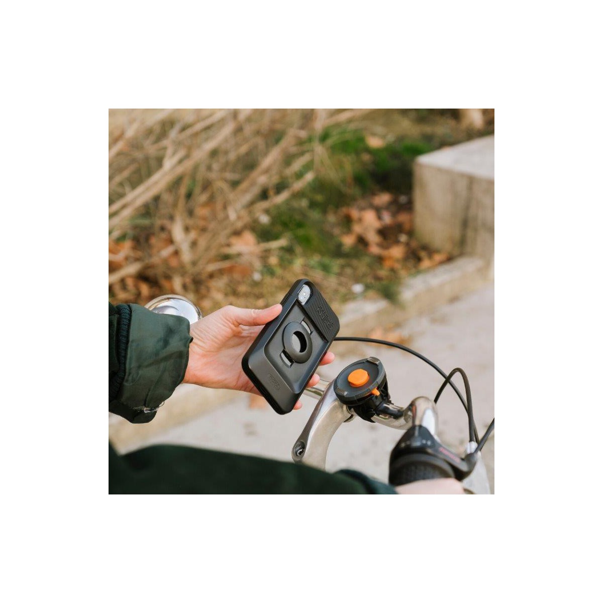 FitClic Neo Bike kit for LG G7 - BuyBits Ltd UK