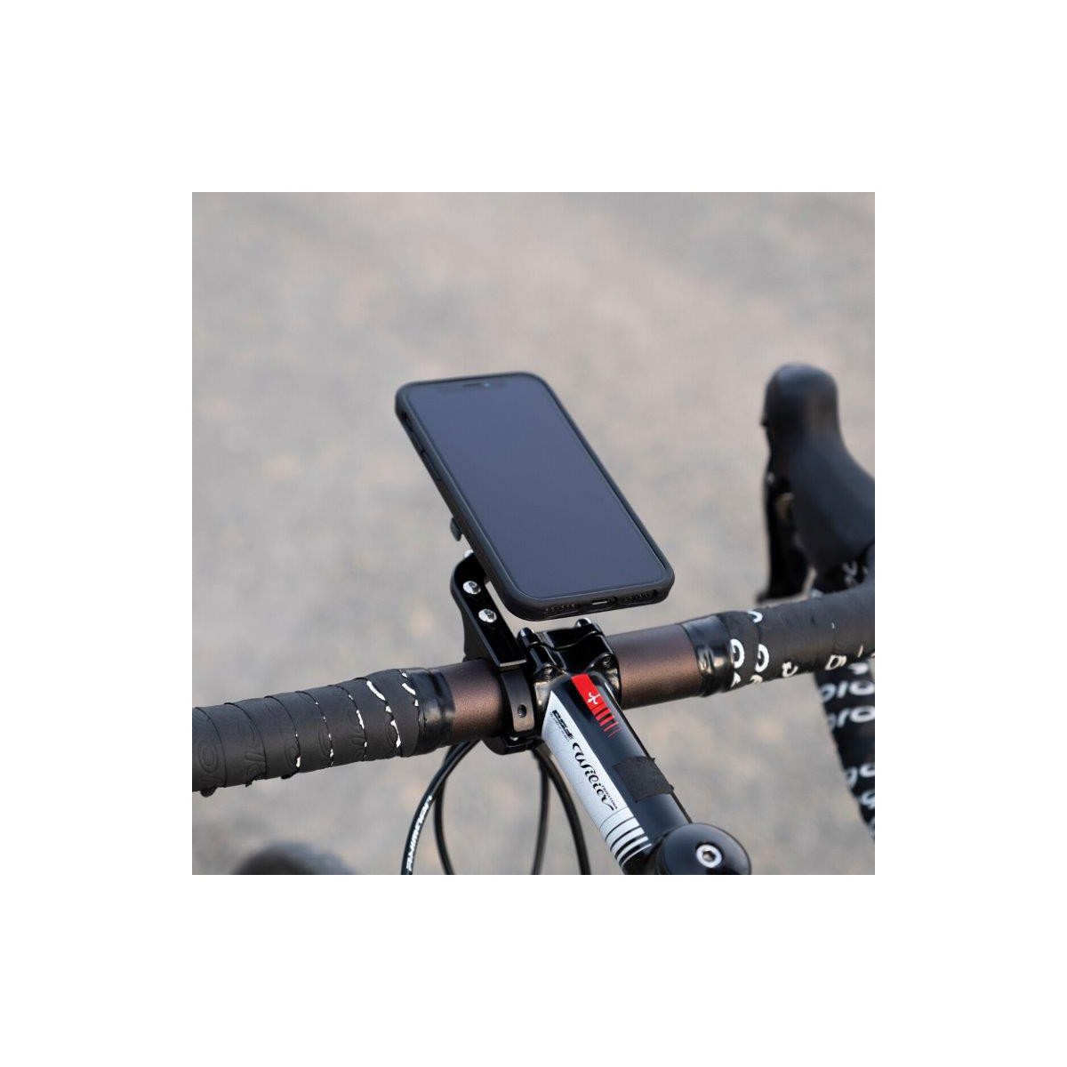 FitClic Neo Bike kit forward for OnePlus 8