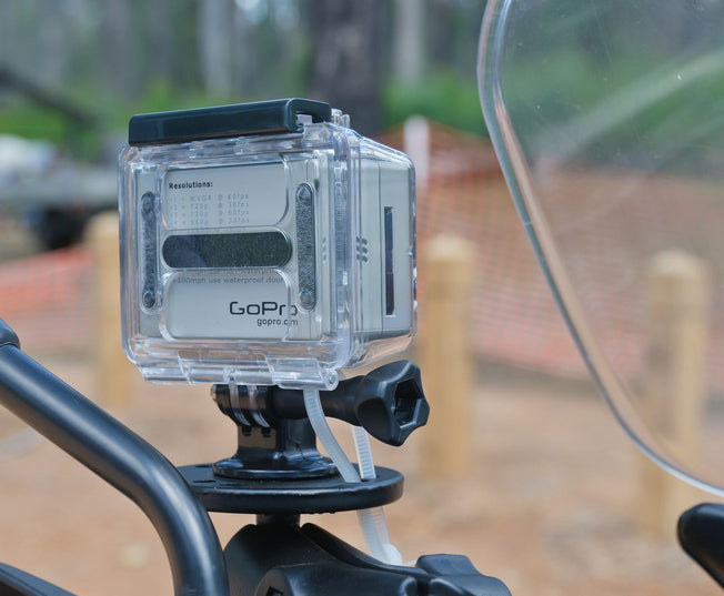 RAM 2.5inch DIA ROUND CAMERA BASE WITH 1inch BALL &amp; 1-4inch 20 STUD RAM-B-202A (SKU 3720FBA)
