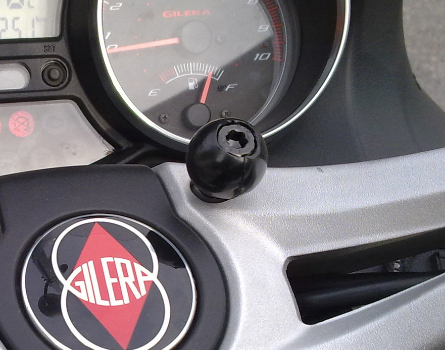 RAM GPS MOUNT for MOTORCYCLE HANDLEBAR CLAMPS  RAM-B-367u (SKU 6011)