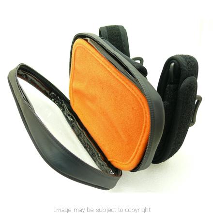 iTrek Outdoor WATERPROOF Protective Cover fits the Apple iPhone 4 (SKU 13636)