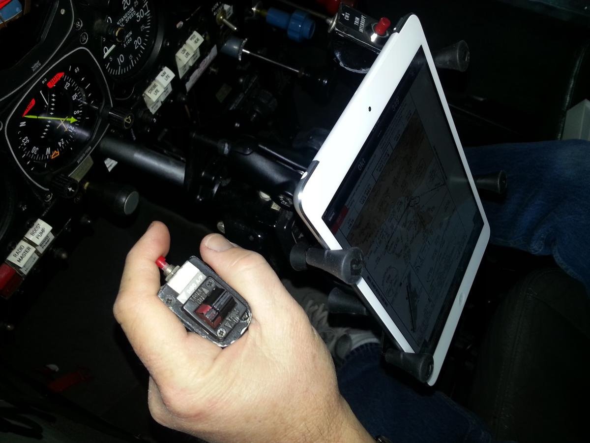 RAM X-Grip Mount with Yoke Clamp Base for 7"-8" Tablets (RAM-B-121-UN8U) (sku 51080) - BuyBits Ltd UK